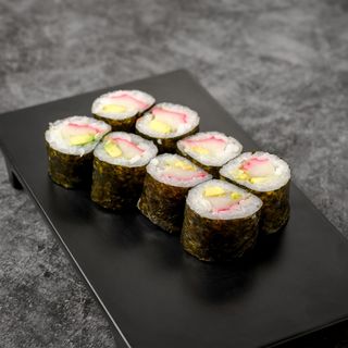 Maki surimi aguacate