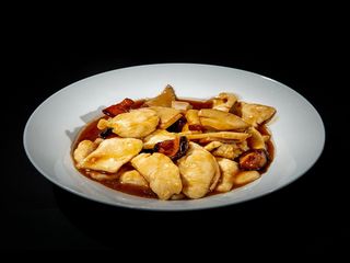 110B. Pollo Con Bambú Y Setas