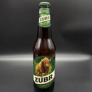 Cerveza "zubr" 6.0% 500ml