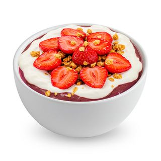 Açaí com Chantilly e Morango