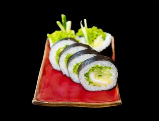 Tempura roll futomaki kalmar w tempurze 6szt