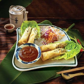 Rollos De Atardecer- Nem Chay.