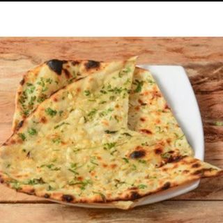 Garlic Cheese Naan