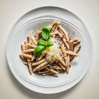 Pljukanci s kremom od tartufa