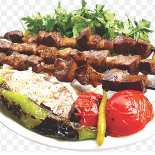 Ciyerსაქონლის გულ ღვიძლი.