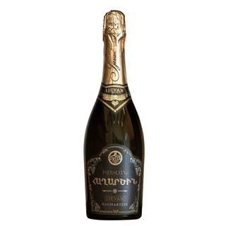         Գինի Հաղարծին սպիտակ կիսաչոր փրփրուն /0.75լ/