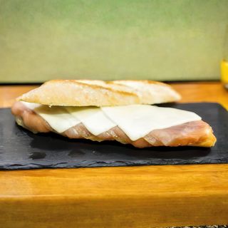 Bocadillo Ibérico