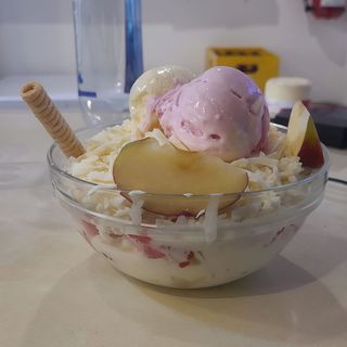 Ensalada de frutas grande