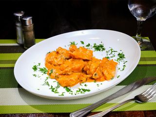 Pollo in salsa di senape-Pui in sos Stroganoff