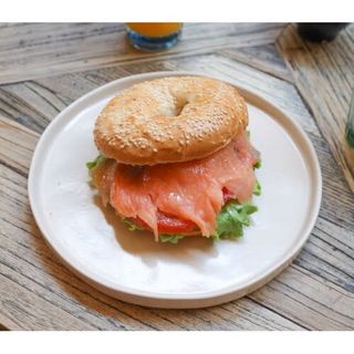 Bagel De Salmón Ahumado