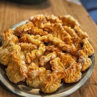 Empanadillas caseras de pollo y beicon