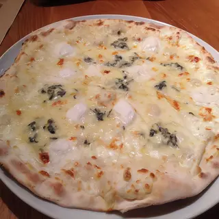 Pizza 4 quesos 32cm.