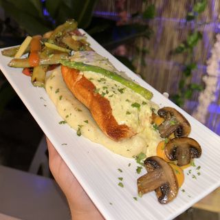 Salmón a la plancha