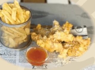 Stripsuri de pui cu cartofi pai