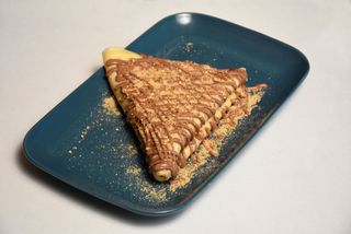 Palačinka sa Nutelom, plazmom i voćem