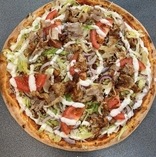 46. Pizza kebab speciale