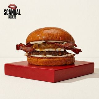 Scandal Burger Bacon Queso de Cabra.