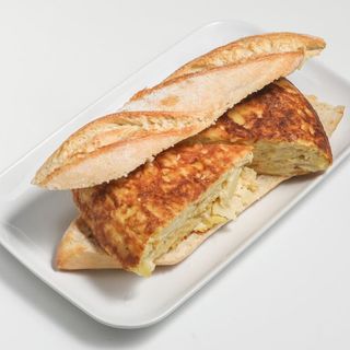 Tortilla de patatas (montado)