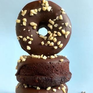 Donut plátano y chocolate (60/70g)