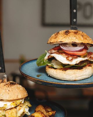 KAFAR (burger wołowy)