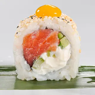 Філадельфія з лососем в кунжуті  (250\310г) 