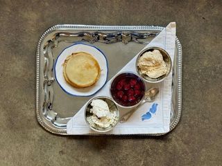 Таця налисників солодка (370g)