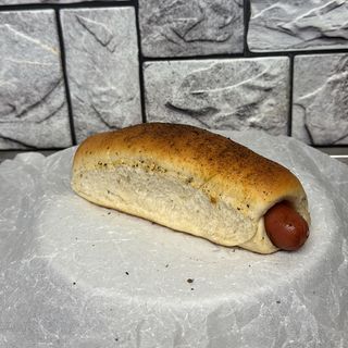 Кренвиршка с топено сирене