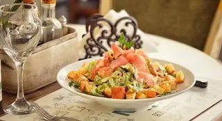 Pileća salata