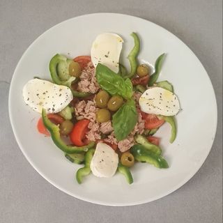 Tuna salata