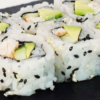 903-PRAWN ROLL (8 PCS)  D