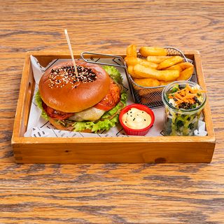 COUNTRY CHEESEBURGER