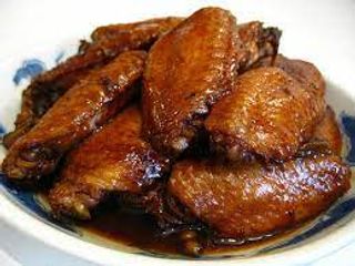 Chicken Wings In Soy Sauce
 酱 鸡翅