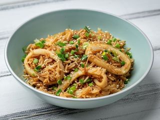 Атлантичний кальмар з рисом по-тайськи (430g)