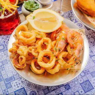 Frittura di calamari e gamberi