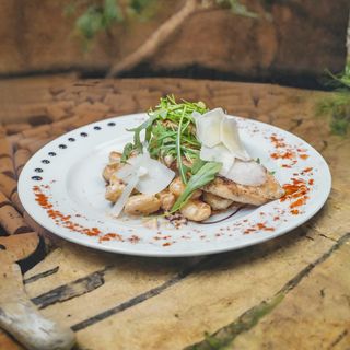 Aromatična piletina na zapečenim njokama 450 gr