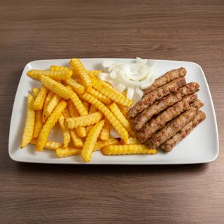 Ćevapi i pomfri