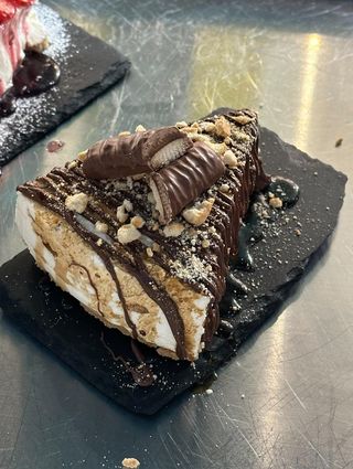 Fetta di torta speciale twix