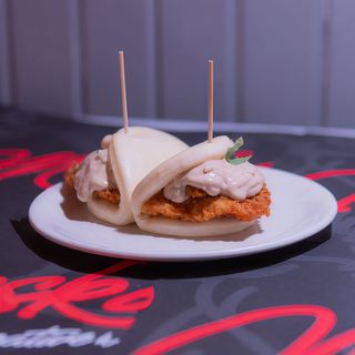 Gua Bao De Pollo Crujiente (2 Pzs.)