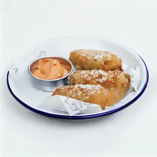 Crocchette di patate e mayo alla paprika