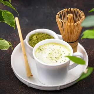 Ice matcha latte 