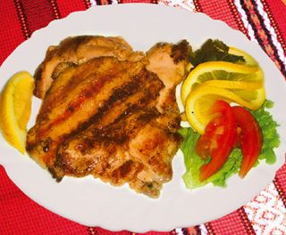 Пилешка пържола от бутче (150гр)