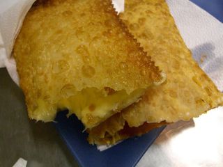 Pastel de Feira de Frango