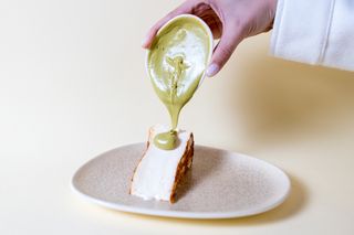 San Sebastian cheesecake pistachio