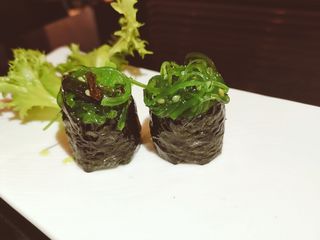 085 - Gunkan wakame 2 pezzi