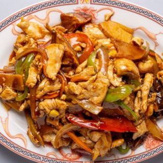 60. Pollo con verduras 