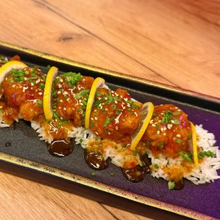 ARROZ CON POLLO AGRIPICANTE AL THAI 