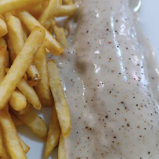 Gordon blue de pollo salsa a la pimienta