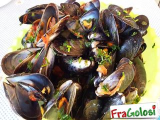 Midii in sos de vin alb