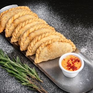 Empanadas (6 Uds.) Delivery.