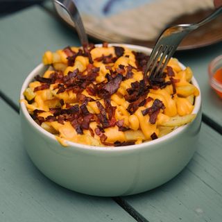 Batata com Cheddar e Bacon
